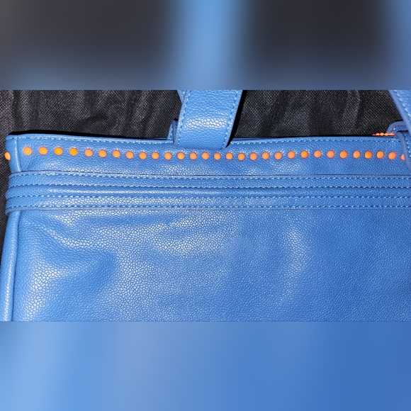 Armani Jeans Bag - Picture 11 of 12